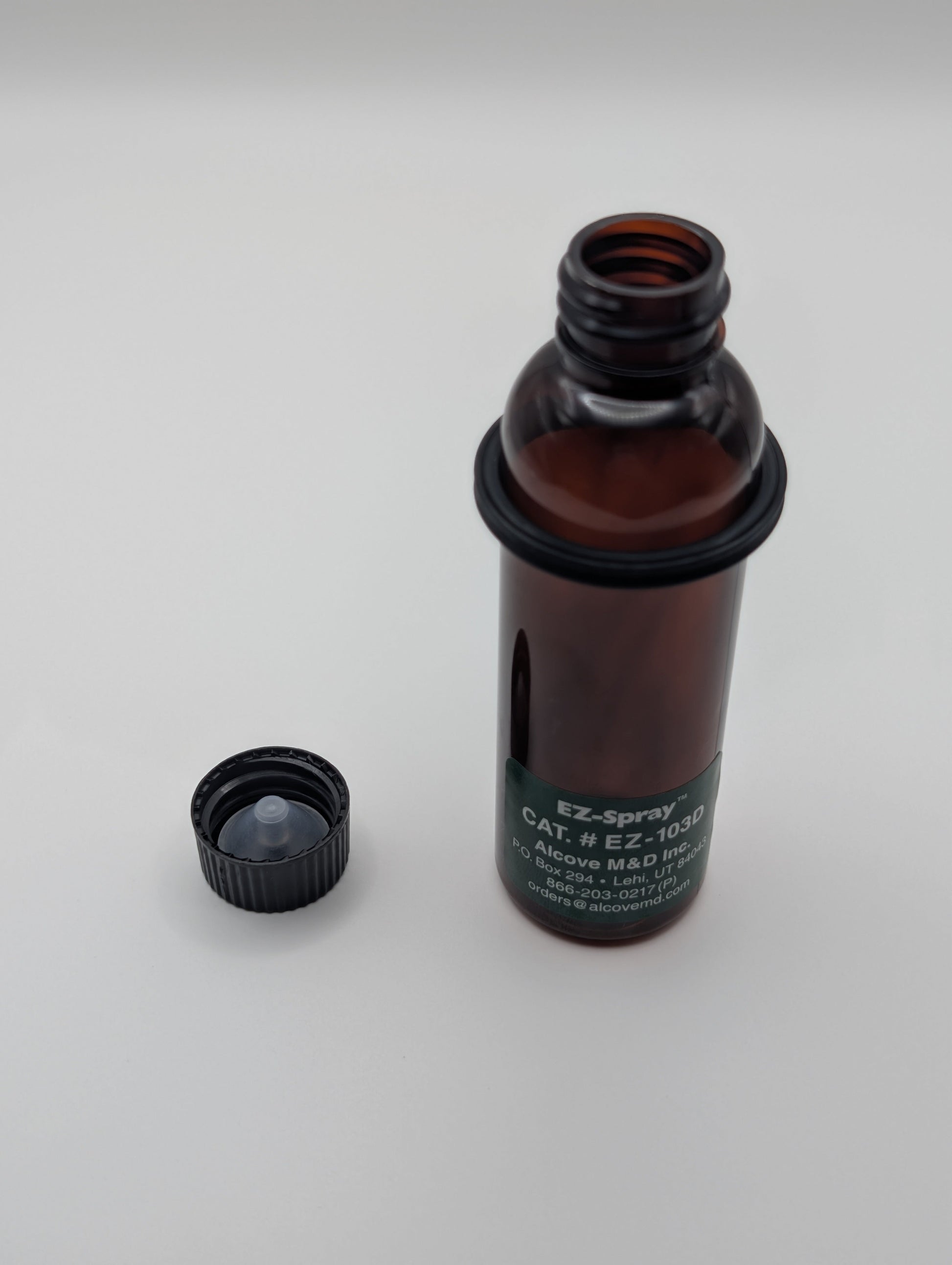 EZ-103D EZ-Spray™ Amber Bottle With Bleeder Valve – product photo 5